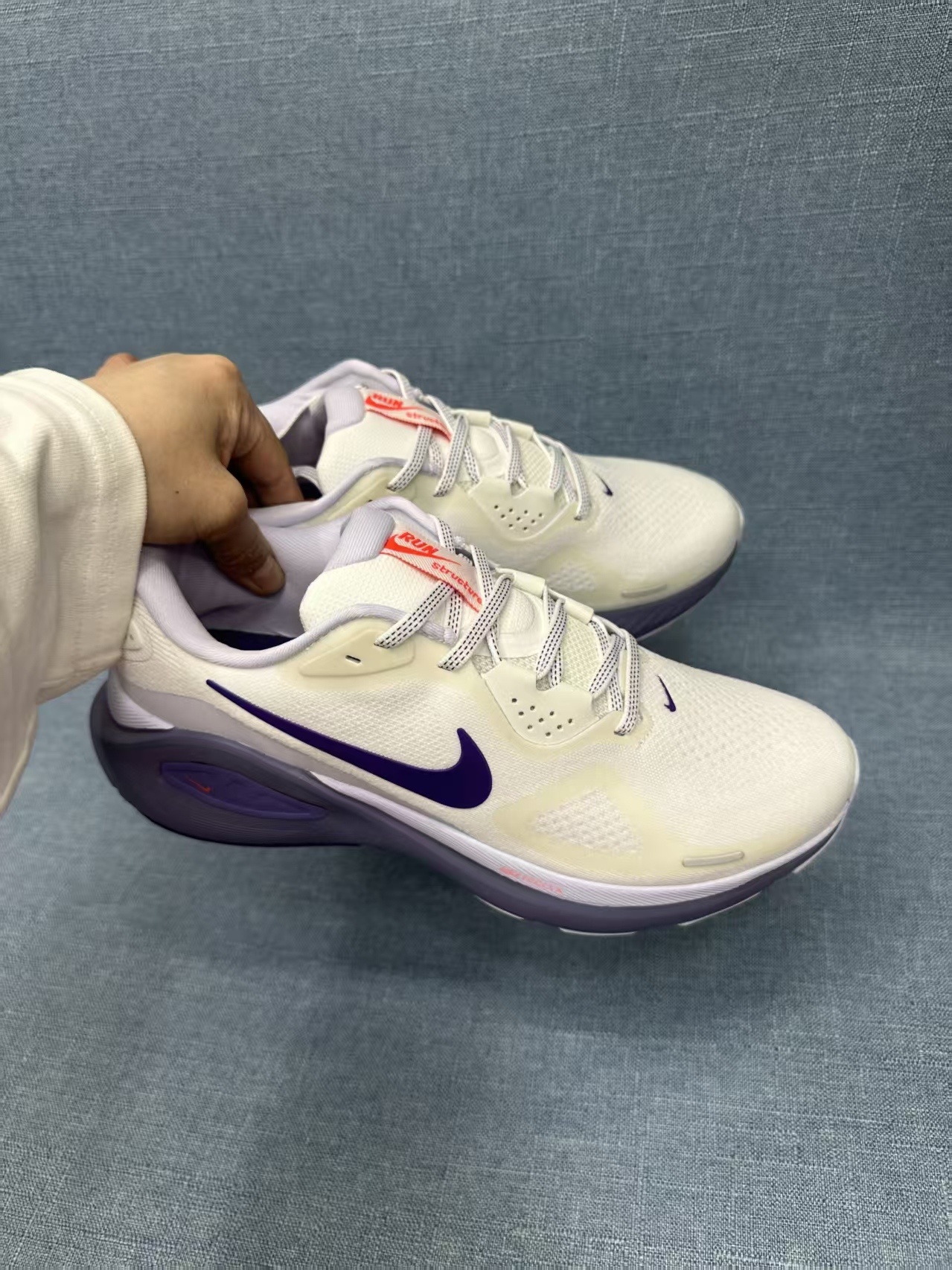 Nike Zoom Structure 26 Ash And Purple